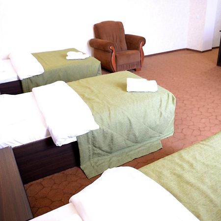 Pride Hotel Taraz Buitenkant foto