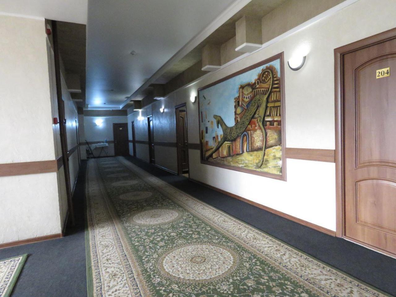 Pride Hotel Taraz Buitenkant foto